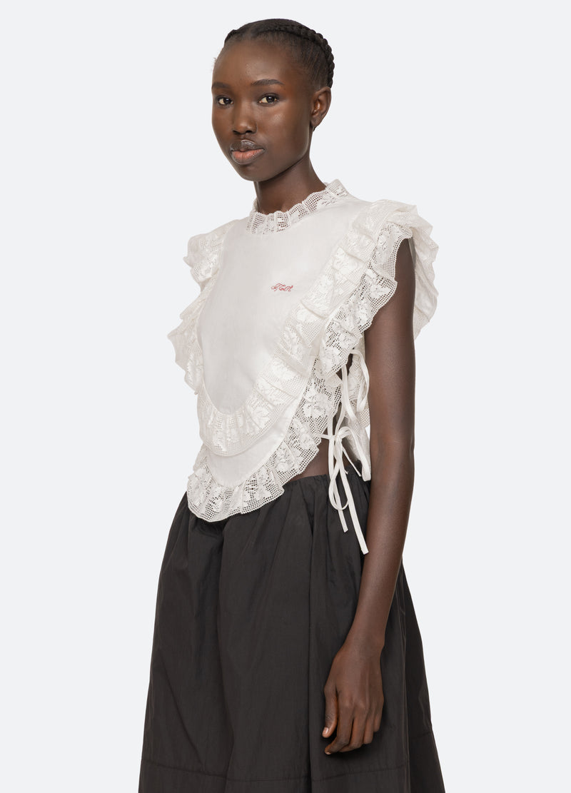 white-abilene top-three quarter view - 5