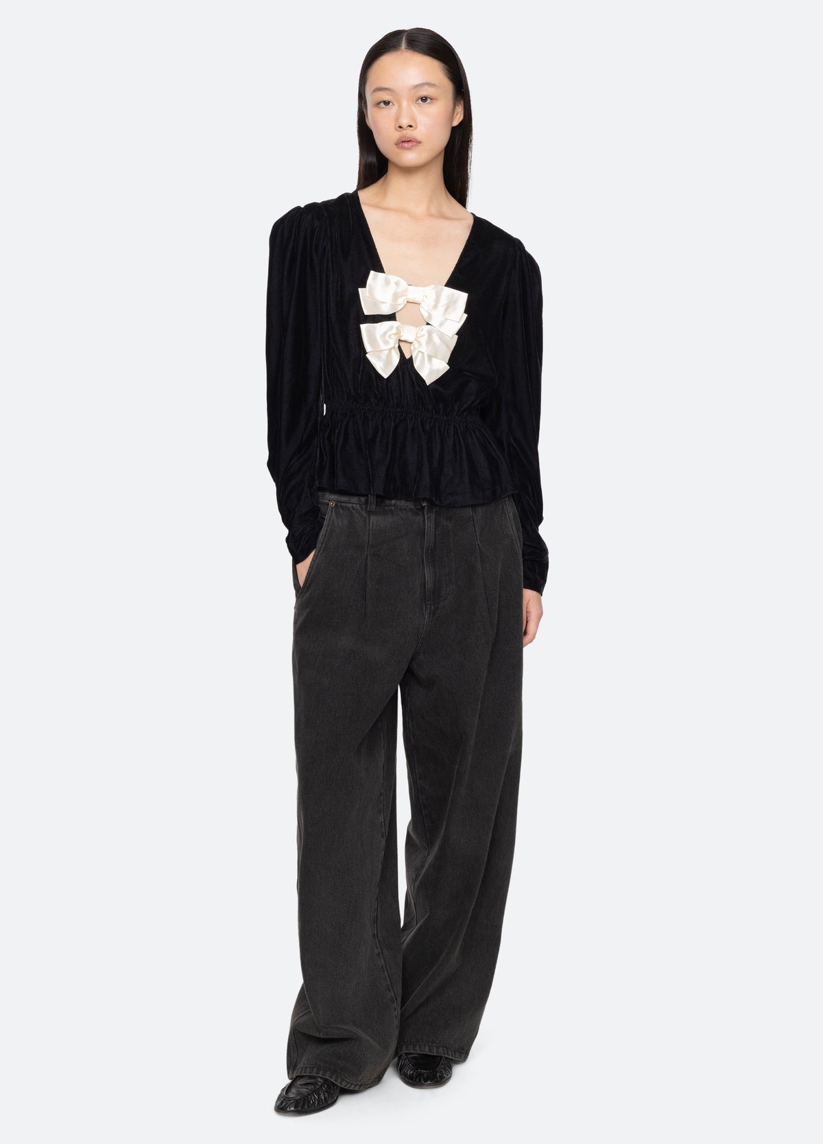 black-lyssa jeans-full body view - 11