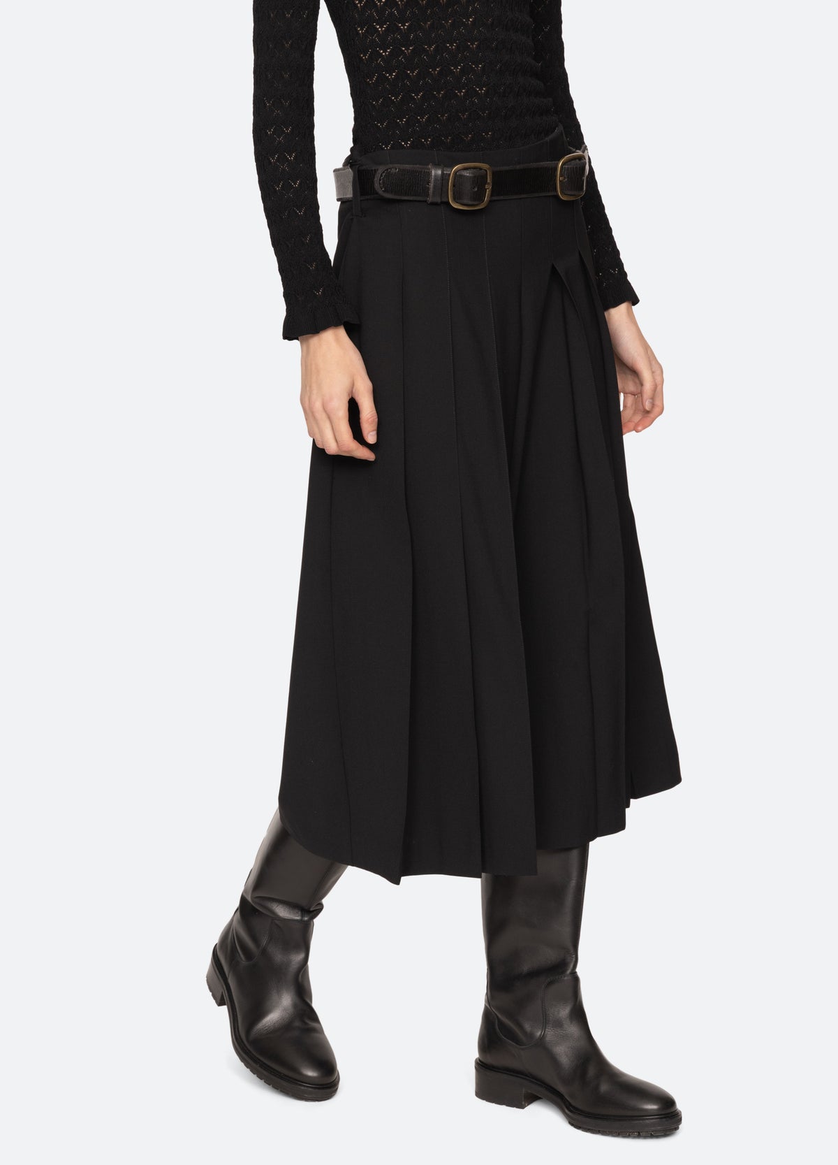 black-elisa culottes-walking view - 6