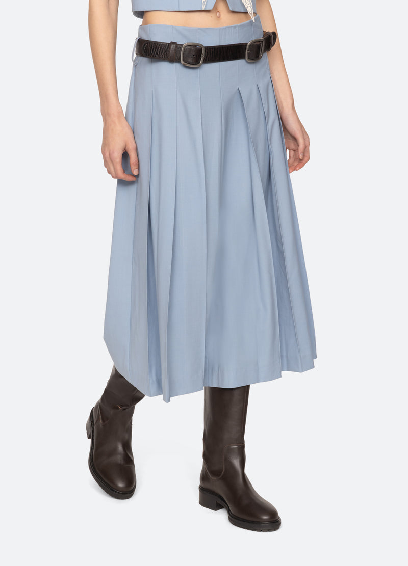 blue-elisa culottes-walking view - 13