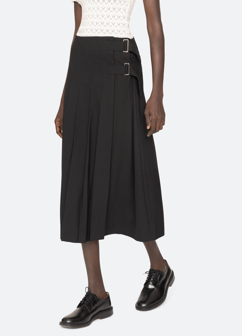 black-elisa skirt-walking view - 6