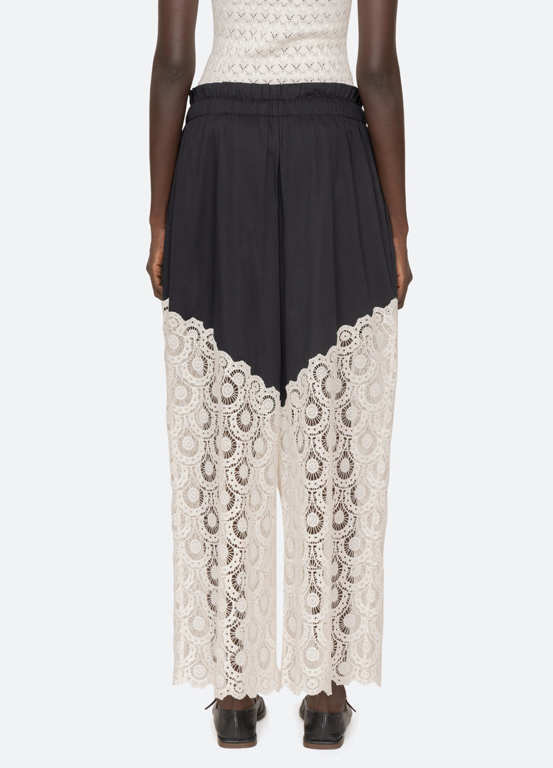 black-eliison pants-back view - 3