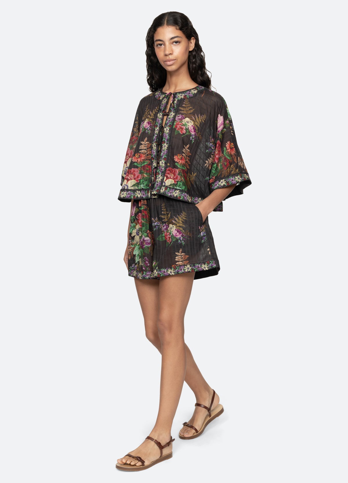 multi-viktoria tie top-full body view - 8