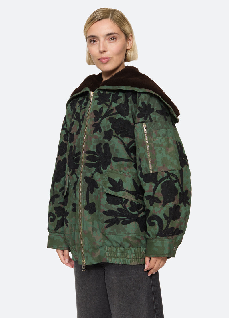 multi-channing jacket-three quarter view - 5