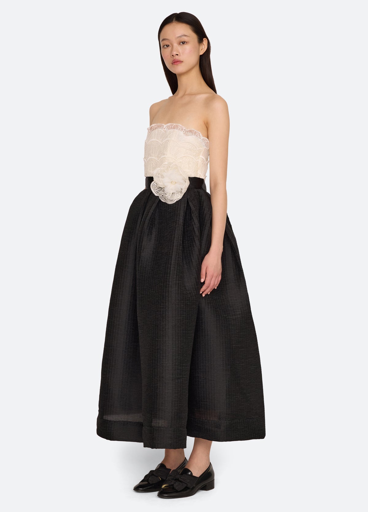 black-evora dress-three quarter view - 6