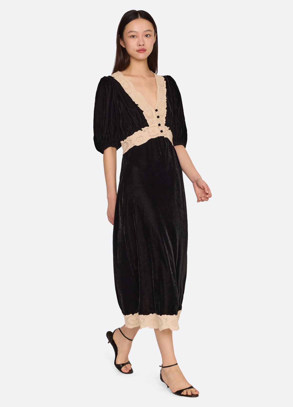 black-ilaria midi dress-walking view - 6