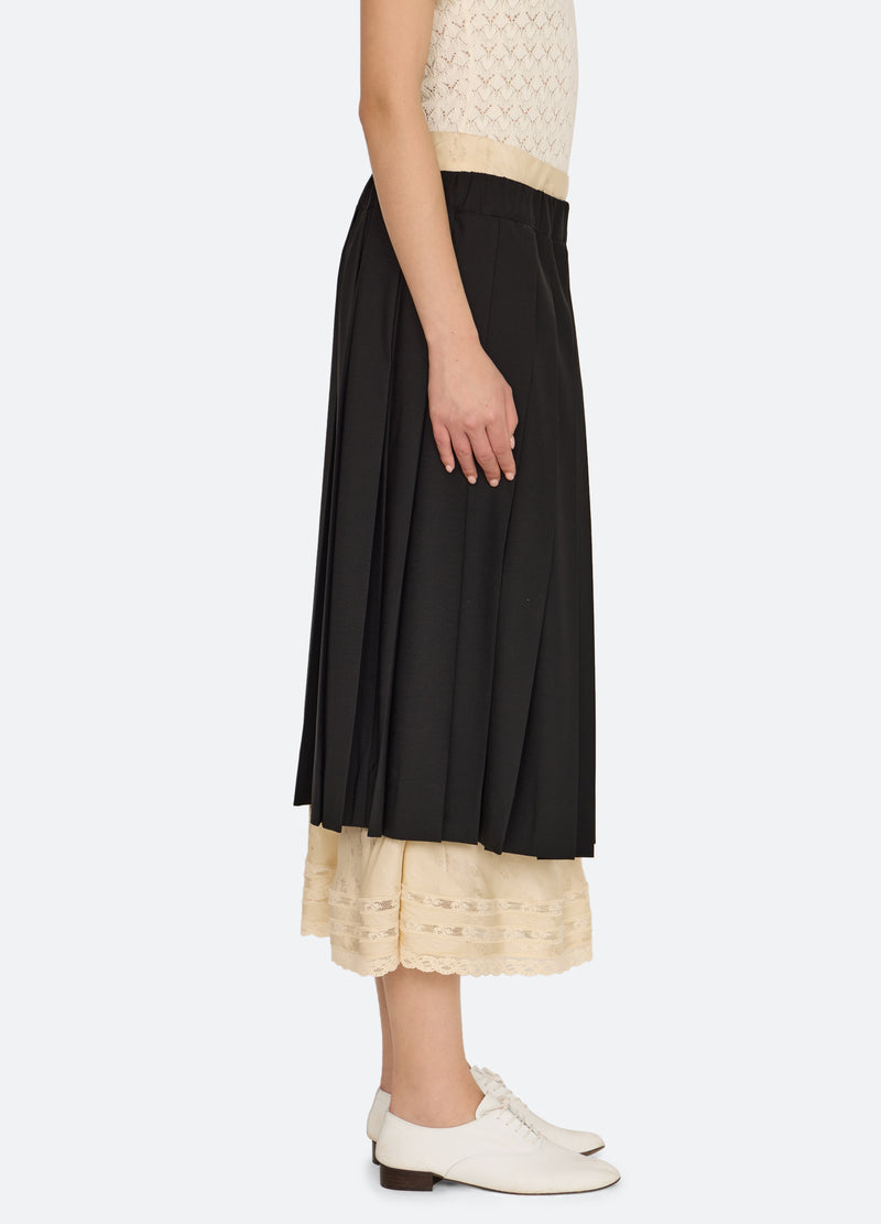black-kathleen skirt-side view - 5