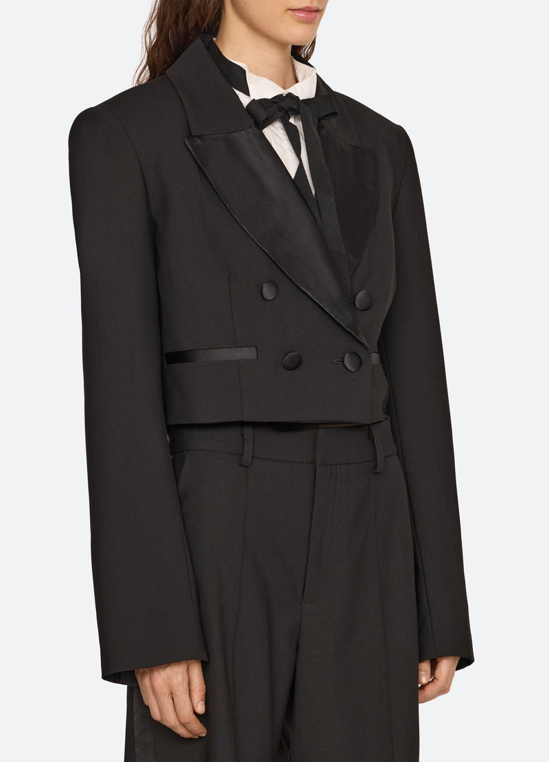 black-kathleen jacket-three quarter view - 7