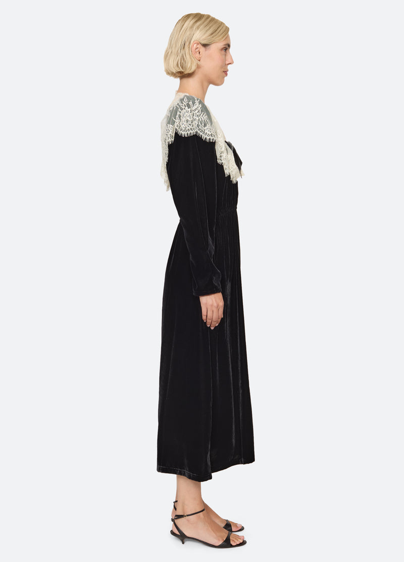 black-lisetta dress-side view - 4