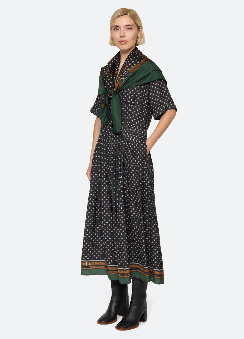 multi-campbell dress-three quarter view - 5