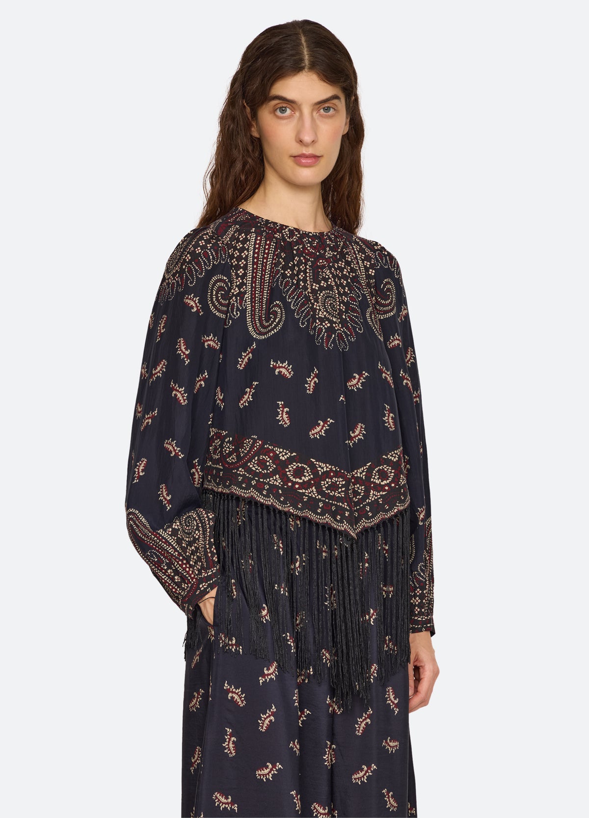 navy-ellery top-three quarter view - 13