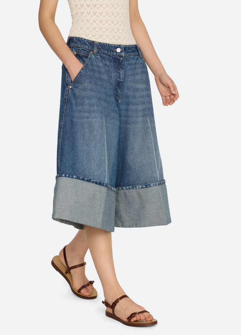 blue-lane culottes-walking view - 7