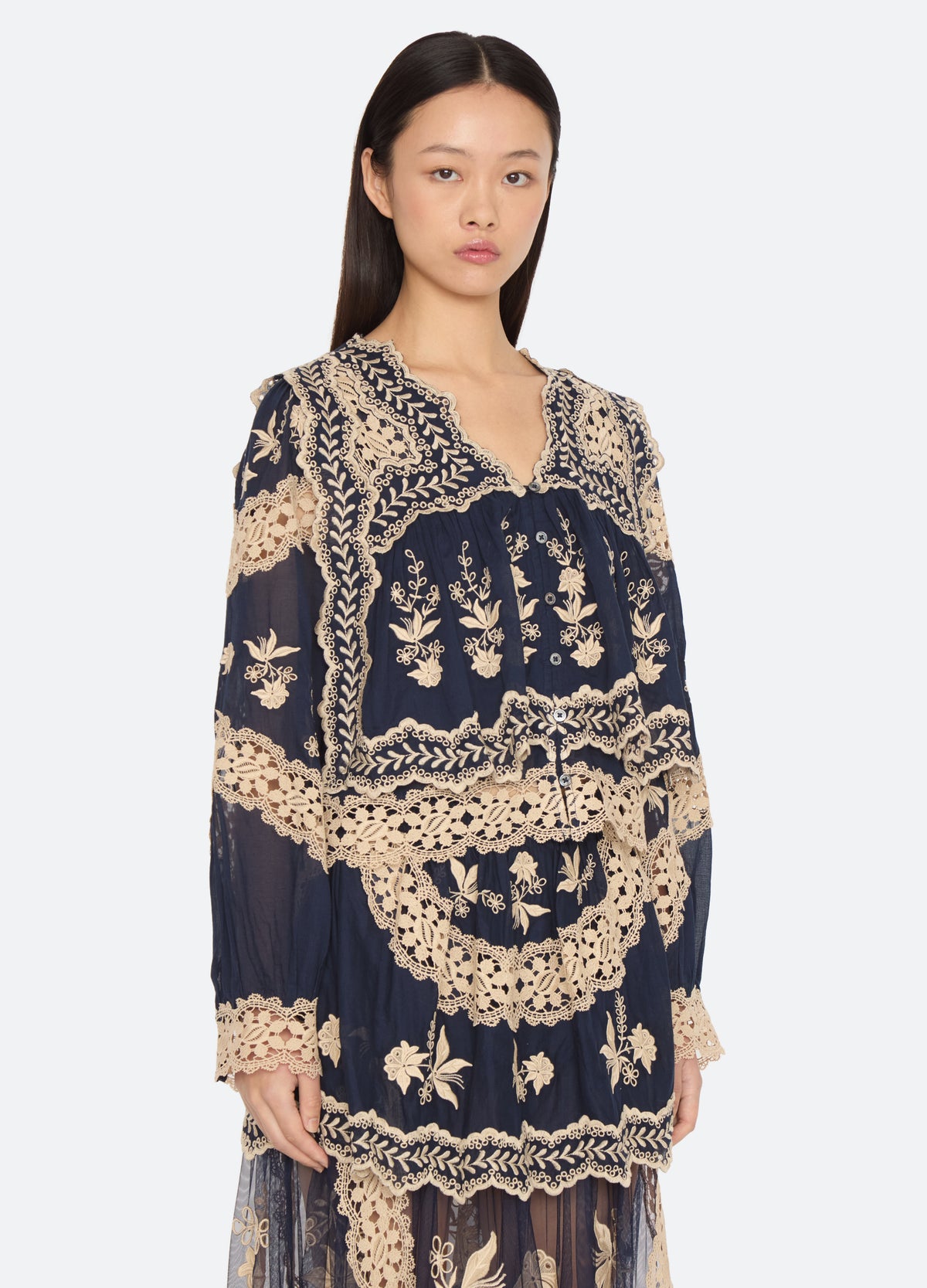 blue-lovena l/s top-three quarter view - 6