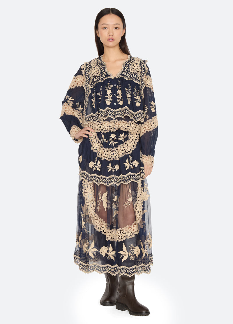 blue-lovena l/s top-full body view - 8