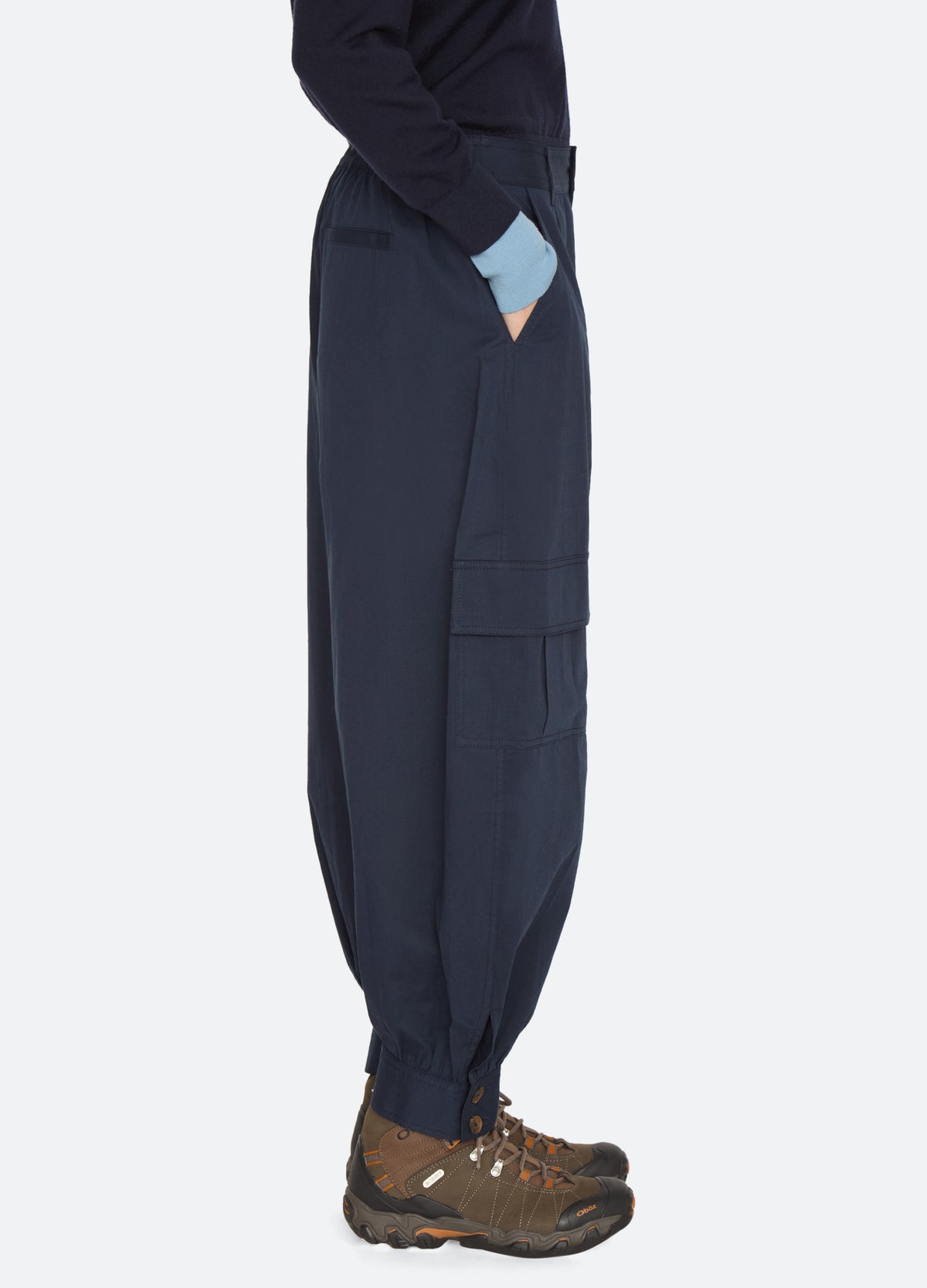 navy-mathias pants-side view - 10