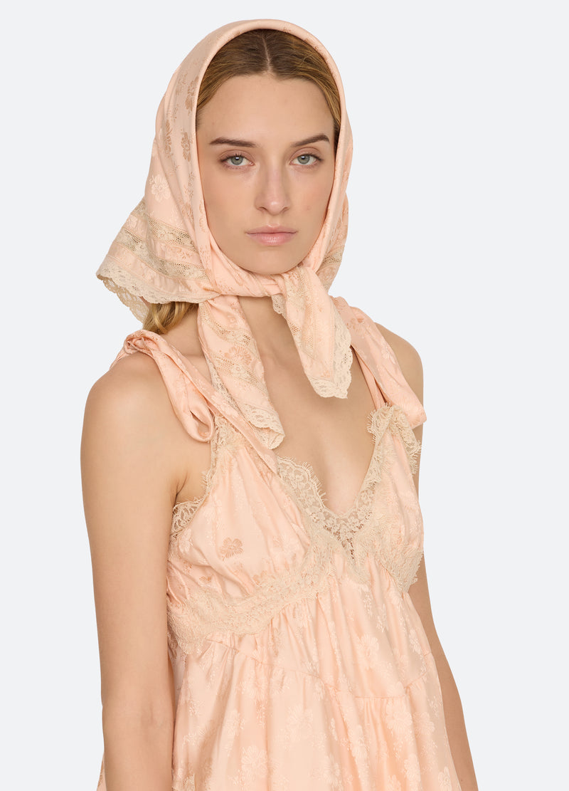 petal-kathleen scarf-three quarter view - 6