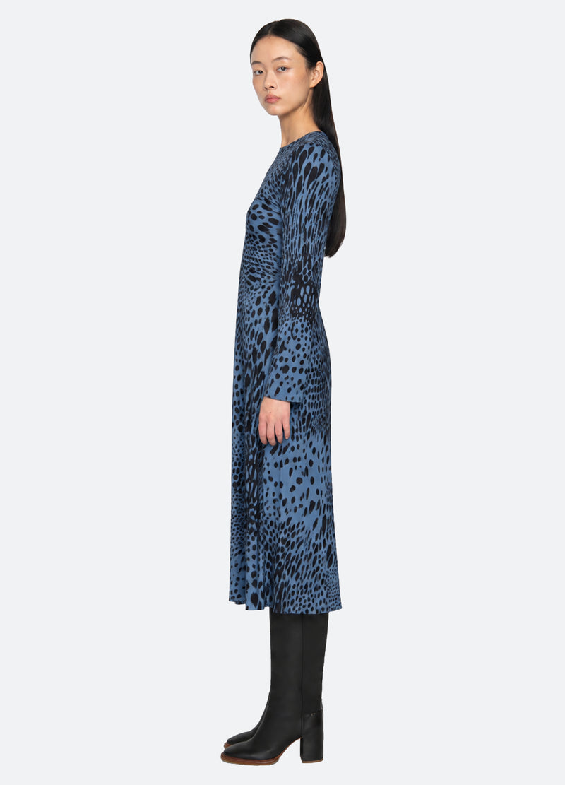 blue-marielle l/s dress-side view - 3