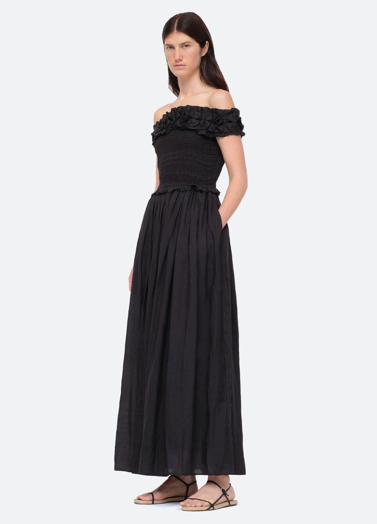 black-frida dress-three quarter view - 4