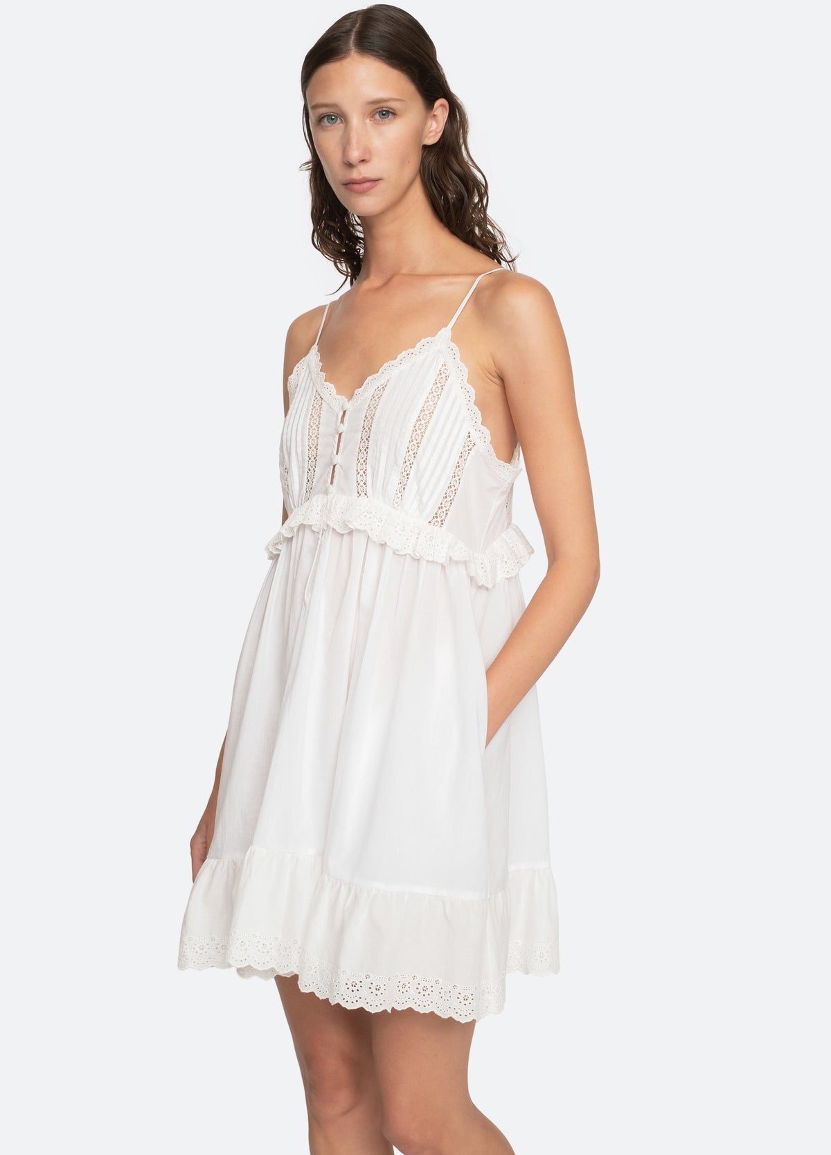 white-elysse nightgown-detail view - 7