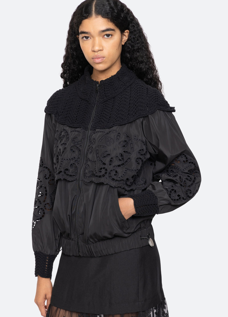 black-dahlia windbreaker-detail view - 9