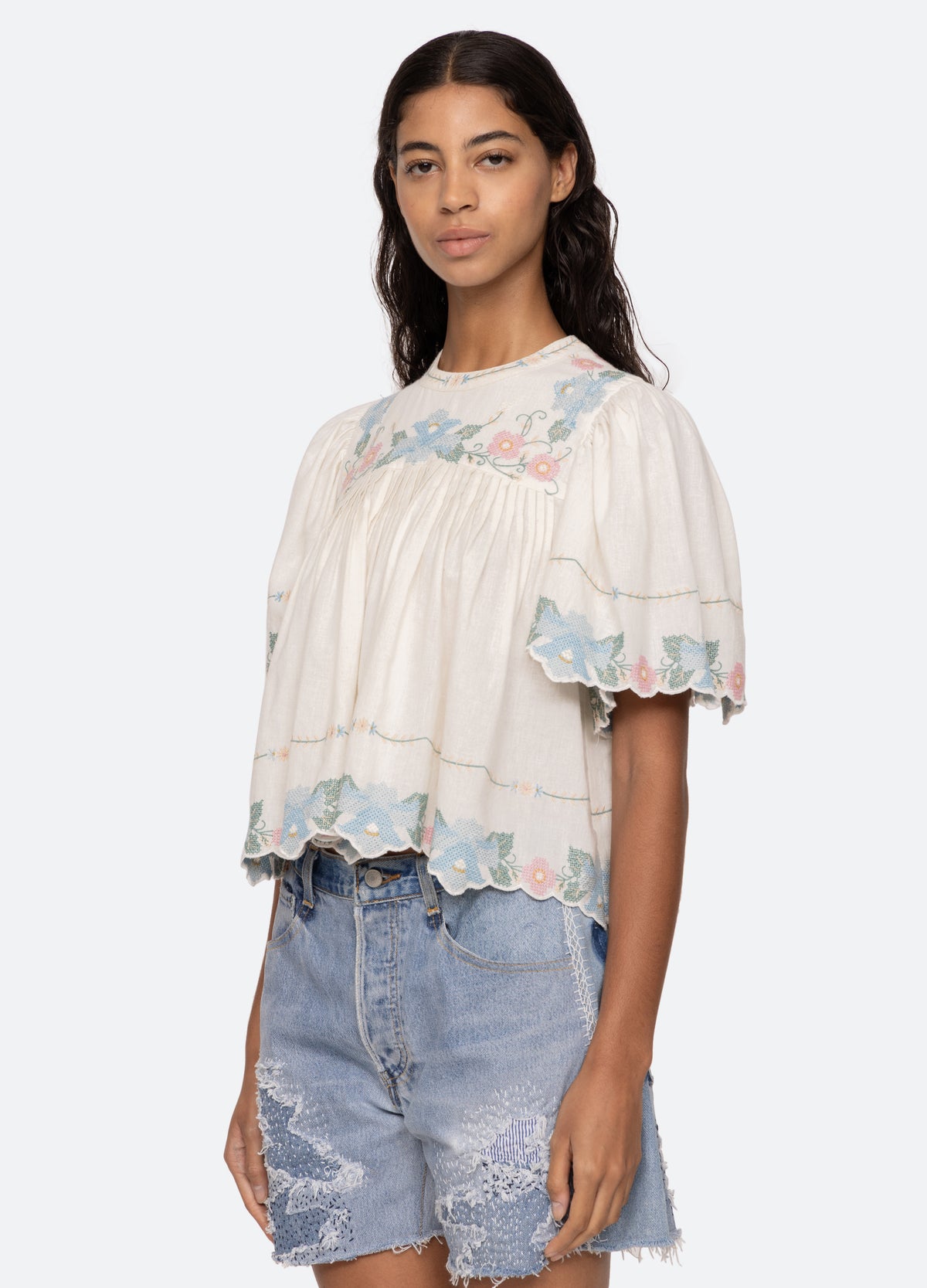 white-vesna s/s top-three quarter view - 4