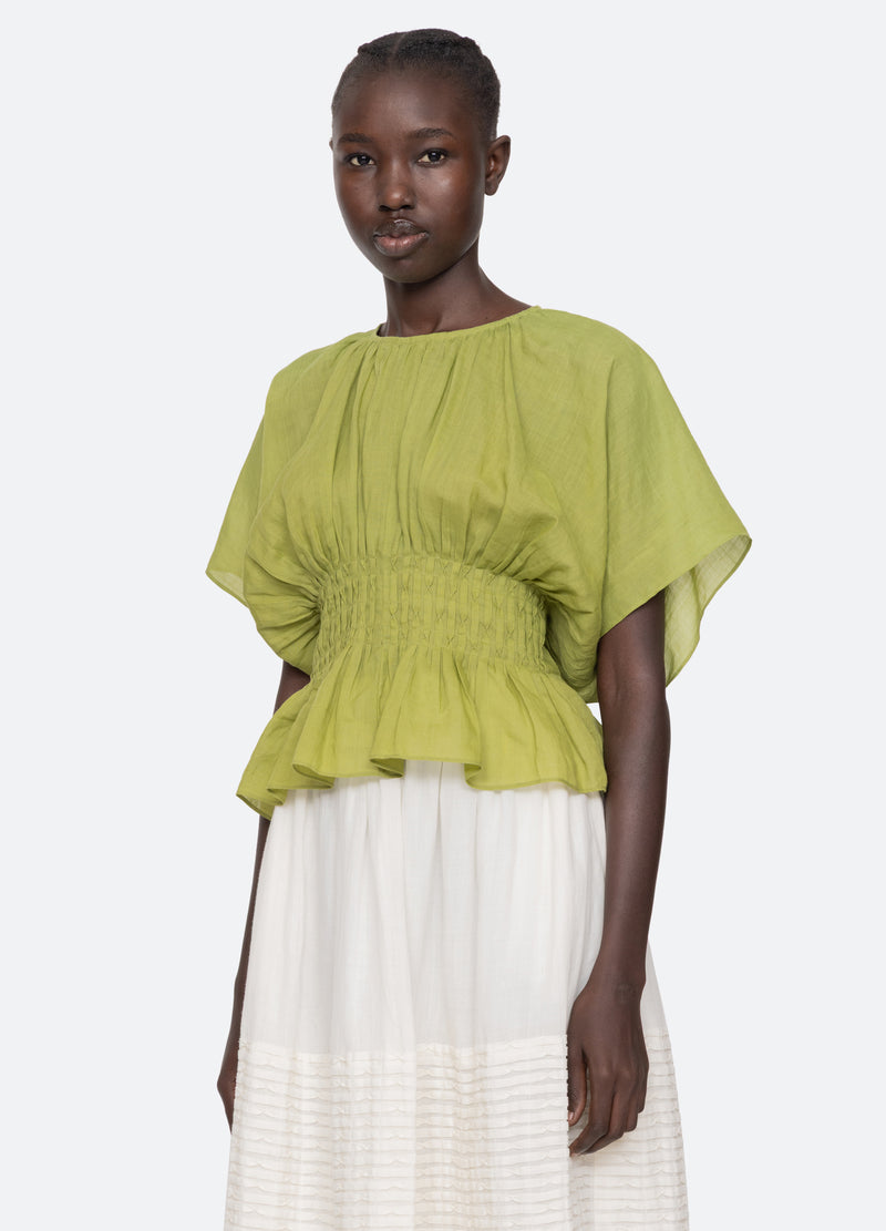 green-violet top-three quarter view - 4