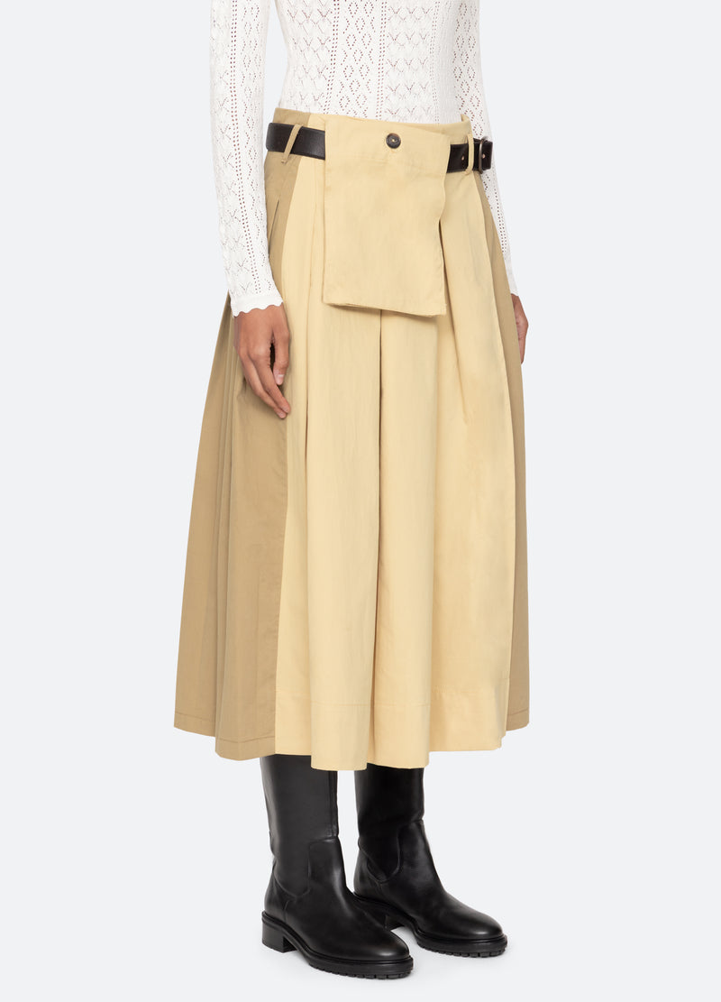 multi-andrea skirt-three quarter view - 5