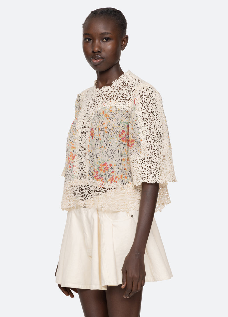 cream-luisa top-three quarter view - 4