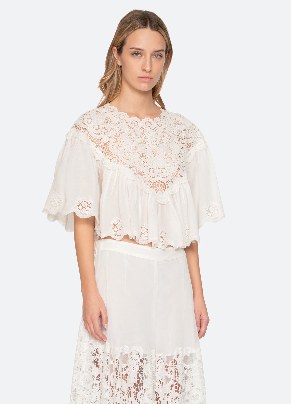 cream-sofia top-three quarter view - 5