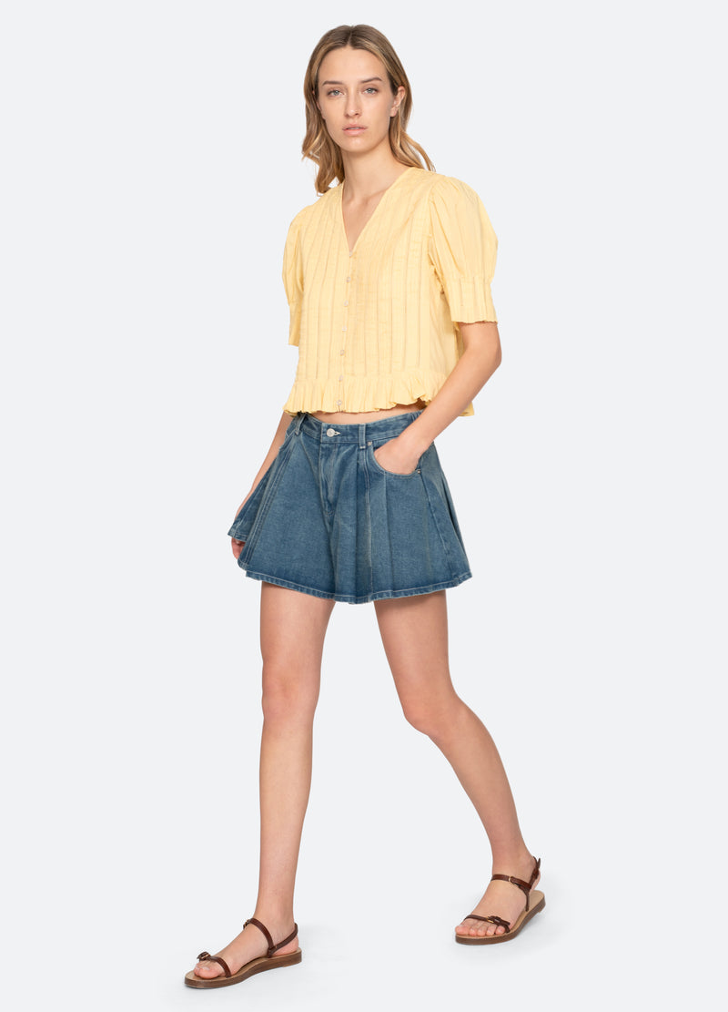 yellow-alberte top-full body view - 14