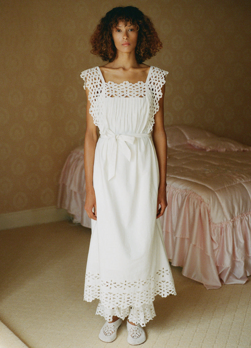 white-leila dress-editorial view - 2