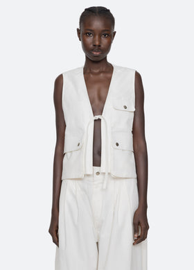 Lois Vest