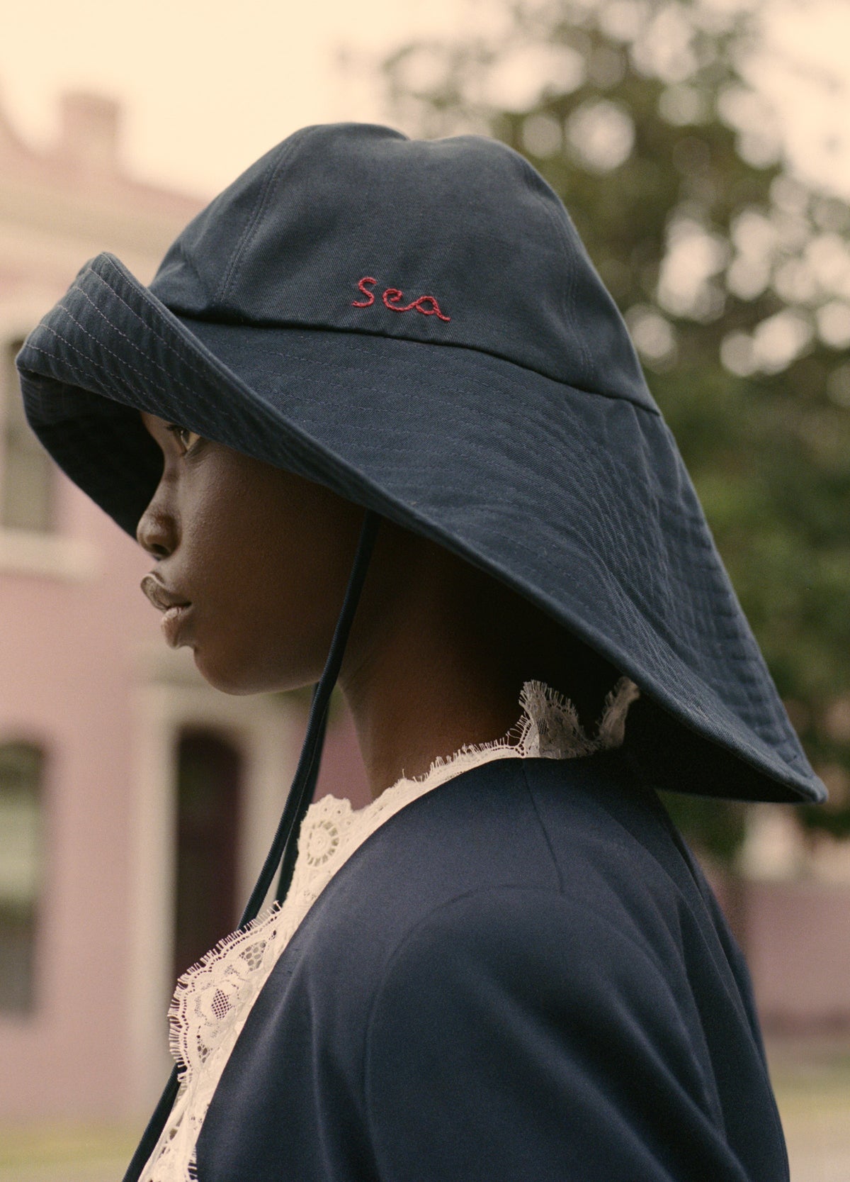 navy-lois hat-editorial view - 6