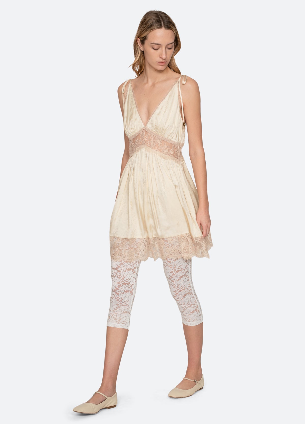 cream-lilian capri-walking view - 7