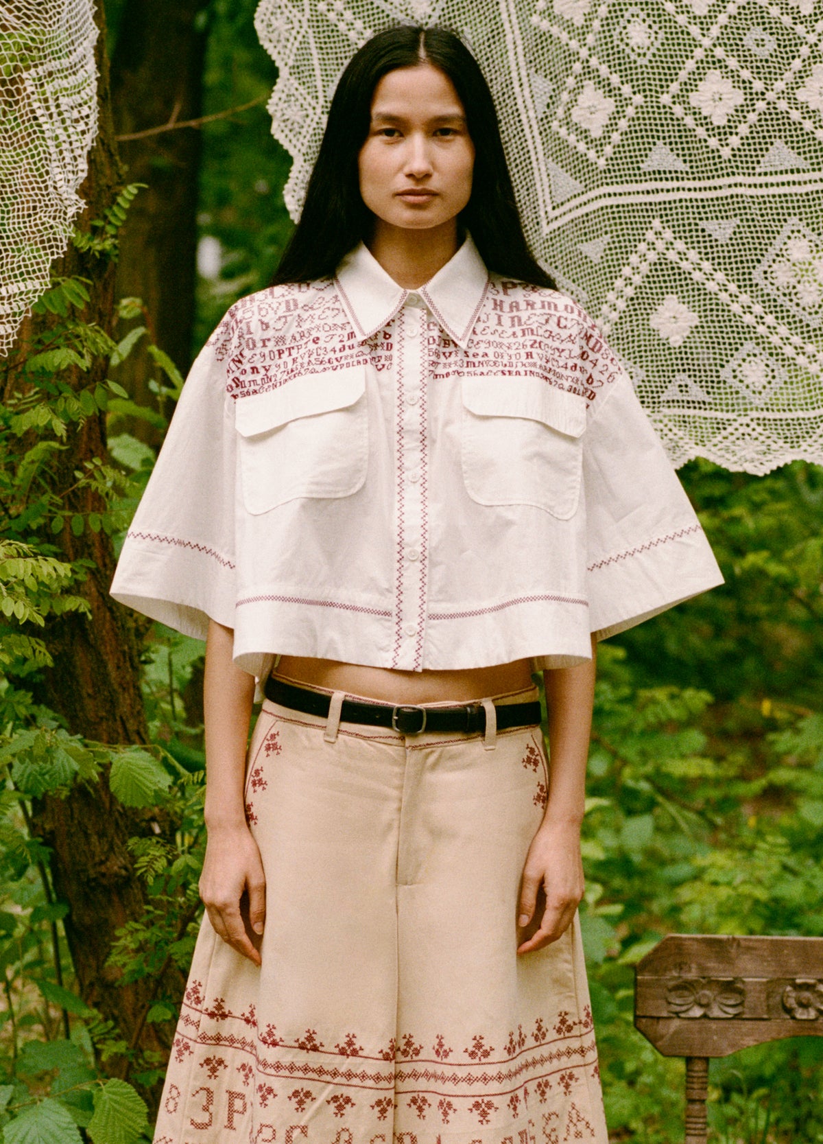 white-kit top-editorial view - 7