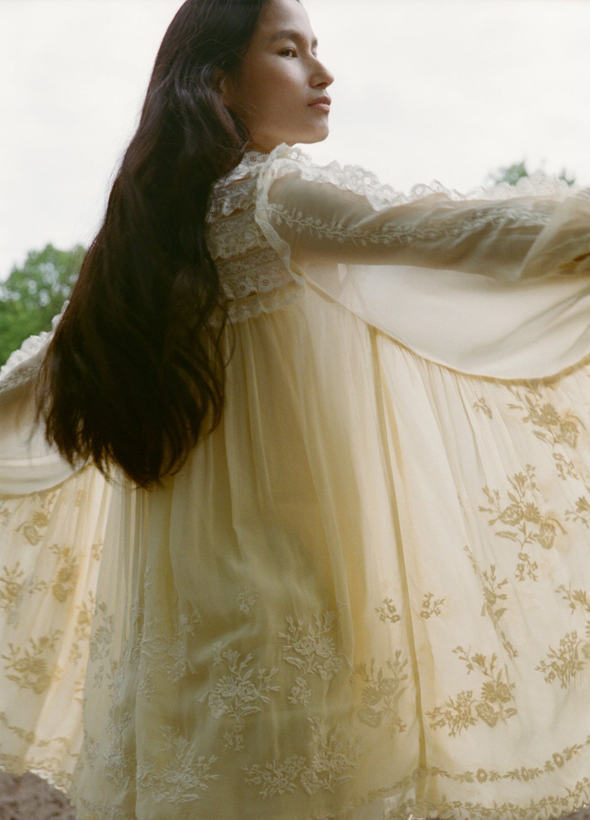 cream-ayda dress-editorial view - 2