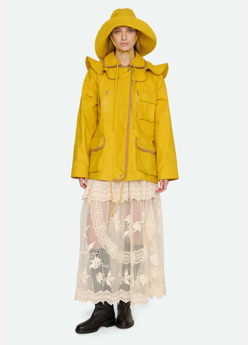 yellow-isabella hat-full body view - 4