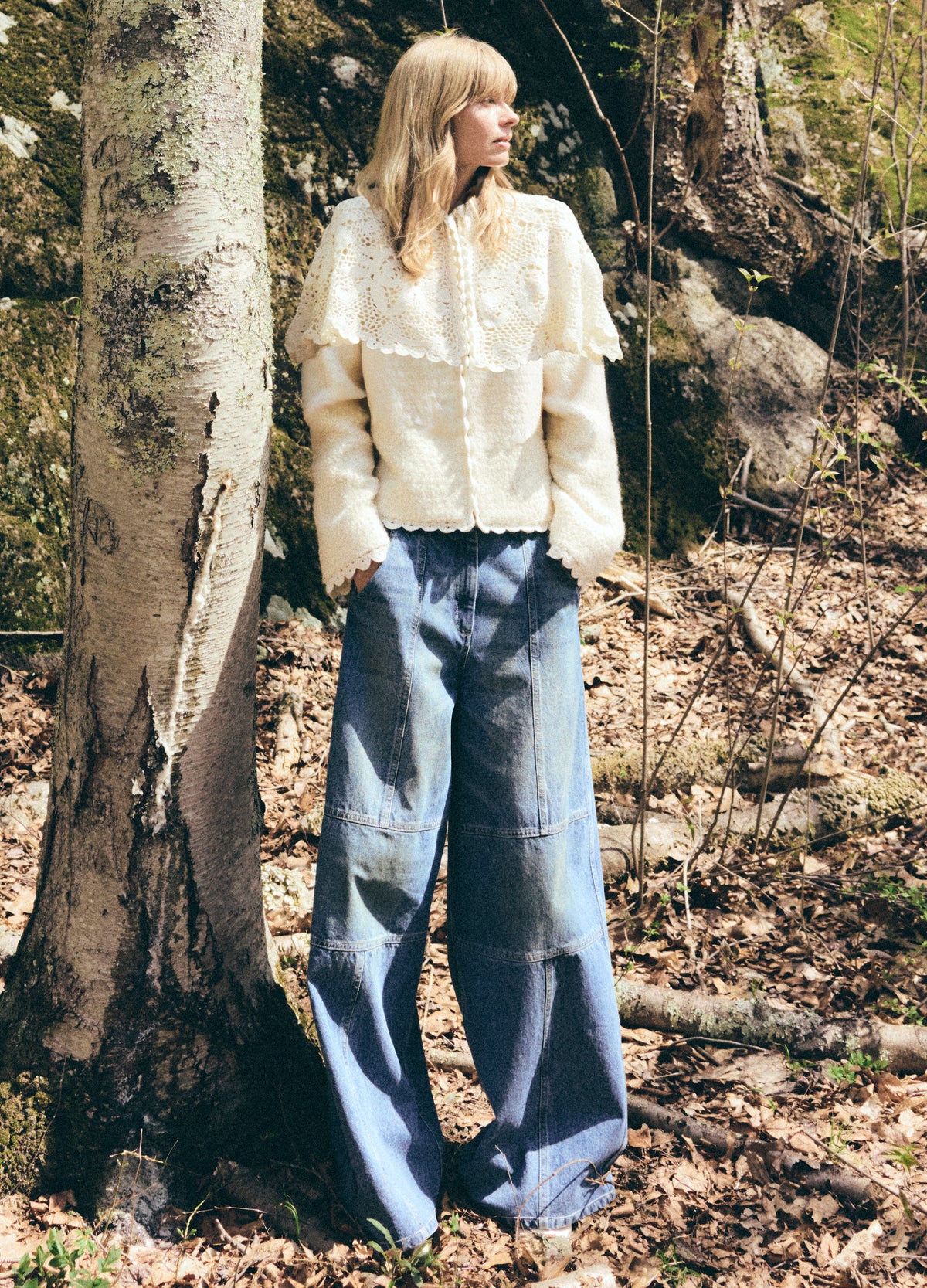 blue-zayna wide leg jeans-editorial view - 8